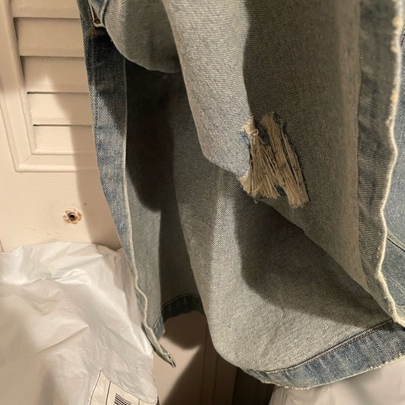 Jaded gypsy jewel distressed denim light wash skirt - Picture 3 of 13